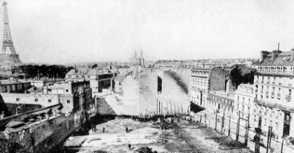 The rubble after the fire at the Bazar de la charité on May 4, 1897, in Paris